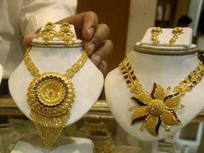 Vàng thế giới và trong nước cùng giảm mạnh