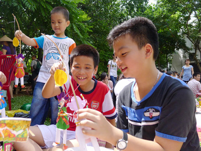 Vui cùng đồ chơi dân gian