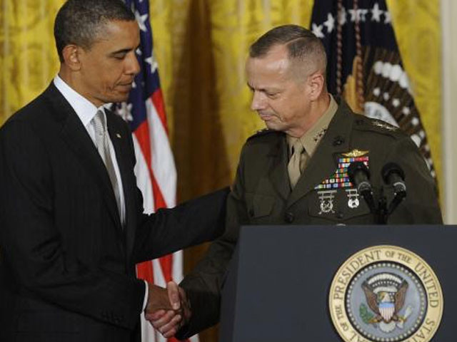 Tổng thống Obama lên tiếng bảo vệ tướng 'dính bê bối tình dục'