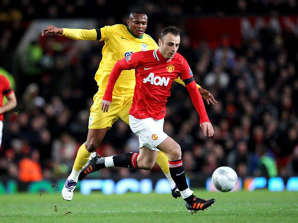 Berbatov gần như không còn chỗ đứng tại sâ Old Trafford