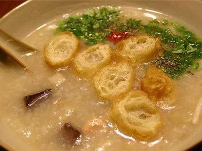 Ăn cháo vịt nuốt cả lưỡi câu