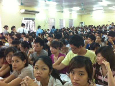 600 sĩ tử 'luyện công' trong 'lò' ôn siêu tốc