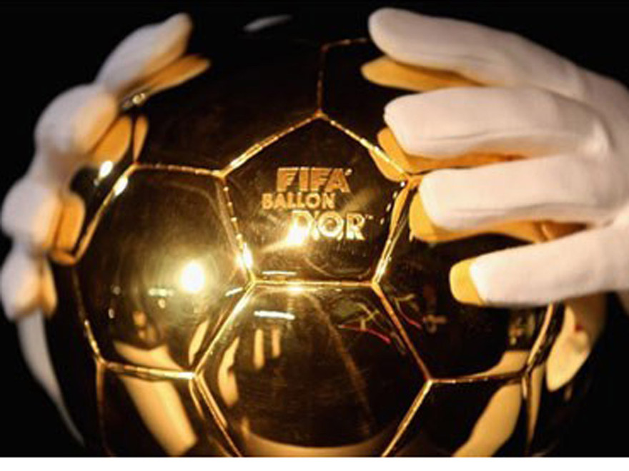 'Qủa Bóng Vàng là danh hiệu dàn xếp'