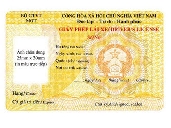 Bắt lỗi Bằng lái xe song ngữ của Bộ GTVT