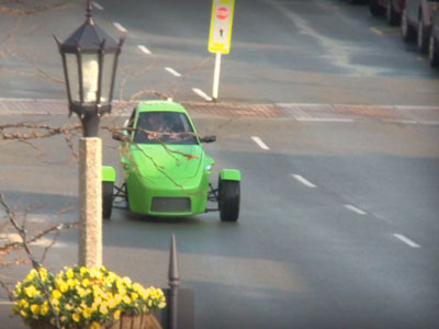 Xe 3 bánh giá rẻ Elio ra mắt năm 2014