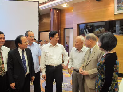 Nhìn nhận yếu kém trong phát triển văn hóa