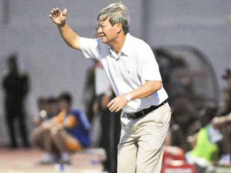 "Trương Phi" Lê Thụy Hải thua trắng trong ngày ra mắt bóng đá Hải Phòng. Ảnh: Quang Minh.