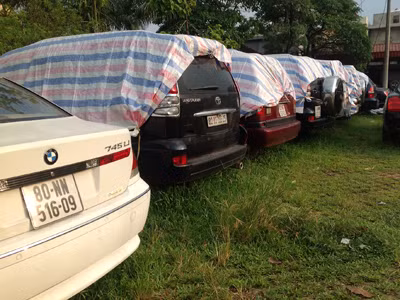 Ly kỳ số phận 25 xe sang đội lốt biển ngoại giao