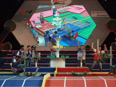 'Mưa' chiến thắng tuyệt đối ngày thi đấu thứ bốn