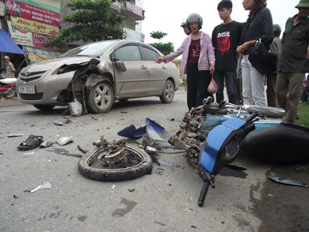 Mỗi ngày, một 'trung đội' chết vì tai nạn giao thông