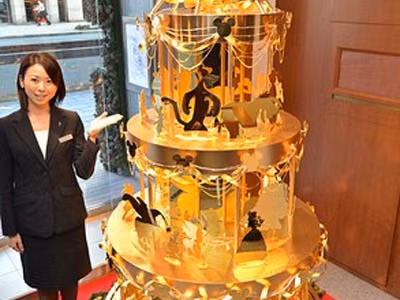 Cây thông Noel làm từ 40kg vàng giá gần 90 tỷ đồng