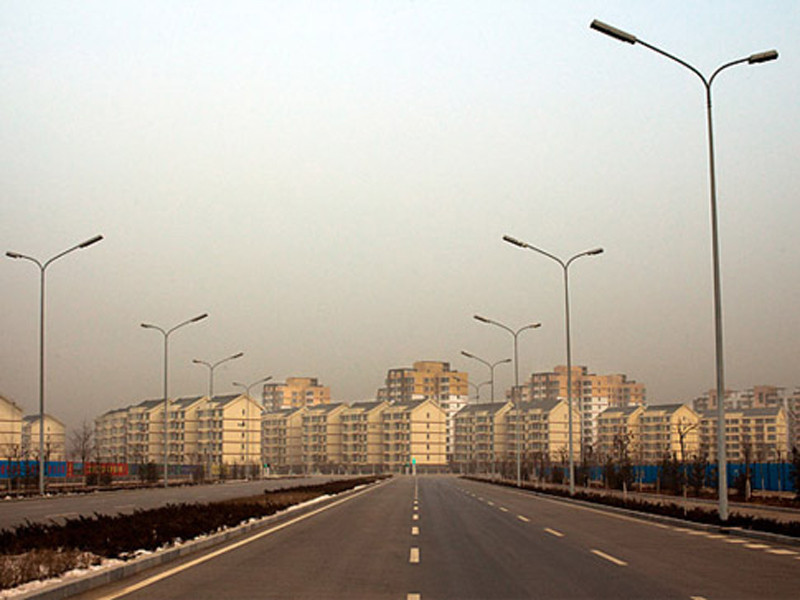 Thăm 'thành phố ma' vì BĐS xuống giá