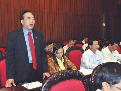 Cắt giảm đầu tư để tăng lương