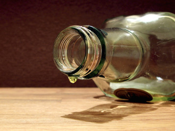 Ngộ độc rượu, 87 người chết