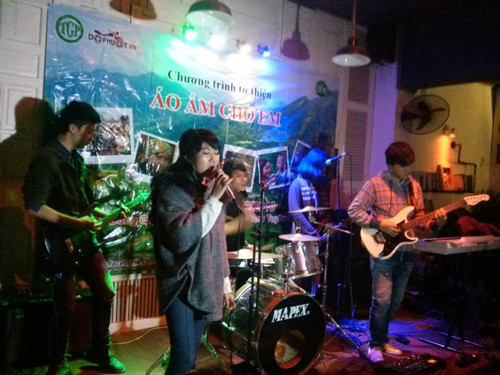 Đêm Rock từ thiện 'sưởi' đông