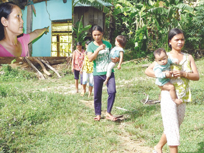 Sống trong vùng động đất
