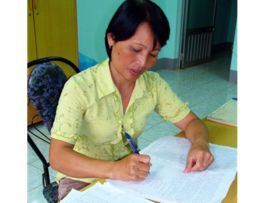 Ai bảo vệ dân nghèo?