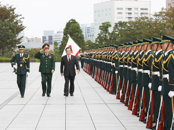 Lễ đón Đoàn đại biểu quân sự cấp cao Việt Nam được tổ chức trọng thể tại trụ sở Bộ Quốc phòng Nhật Bản