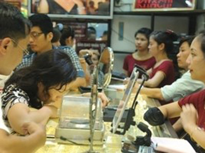 Giá vàng SJC lùi sát ngưỡng 37 triệu đồng