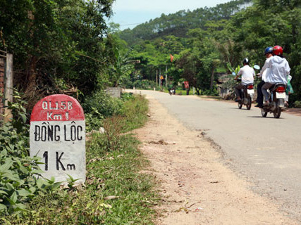 Thăm Ngã ba Đồng Lộc ngày 30-4