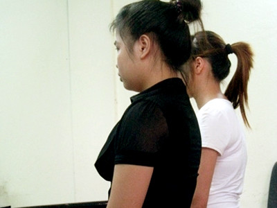 16 tuổi vừa làm gái gọi vừa là 'má mì'