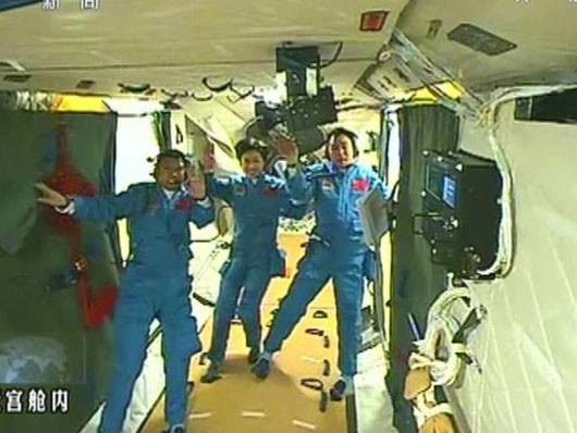 Hình ảnh mới nhất về tàu vũ trụ Thần Châu 9