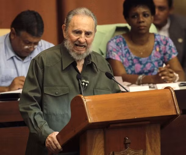 Fidel Castro lần đầu phát biểu trước quốc hội sau bốn năm