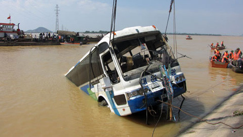 Hôm nay, xét xử vụ xe khách bị lũ cuốn tại Hà Tĩnh