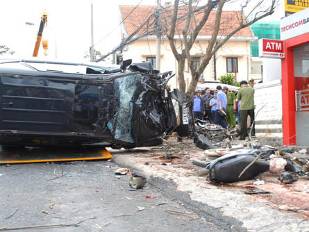 Hiện trường vụ tai nạn gây chết người