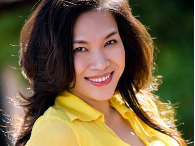 Mỹ Tâm rạng rỡ trong nắng thu