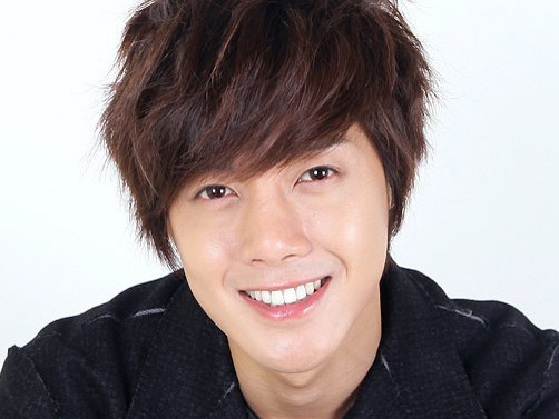 Tiết lộ các bước makeup của mỹ nam Hàn