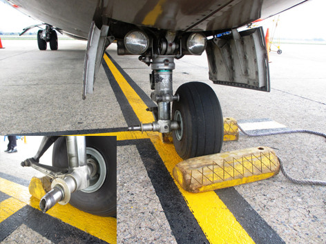 Máy bay bị rơi lốp: Tường trình của cơ trưởng và tiếp viên