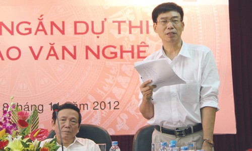 'Truyện ngắn Việt Nam bây giờ làng nhàng thế'