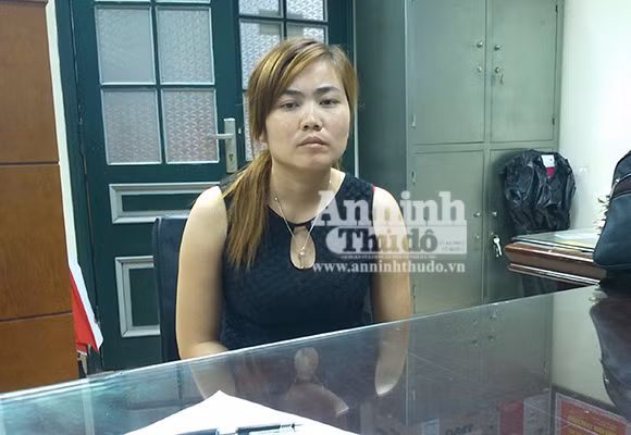 Sinh viên bán dâm lấy tiền… đóng học phí