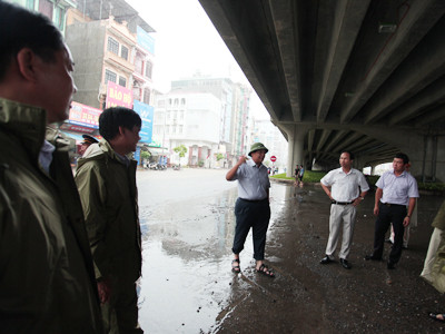 Hà Nội cứ mưa lại ngập