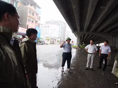 Hà Nội cứ mưa lại ngập