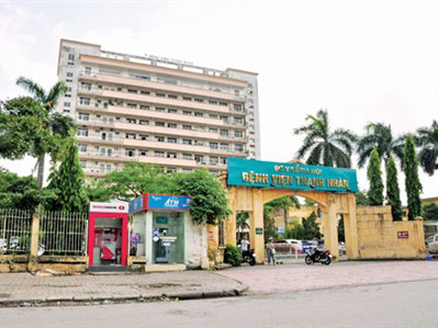 Giám đốc bệnh viện bị chém đã hồi phục