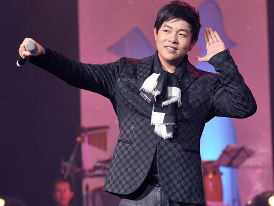 Quang Lê được chào đón nồng nhiệt tại TP.HCM