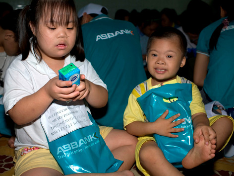 ABBANK - 20 năm gắn kết và chia sẻ