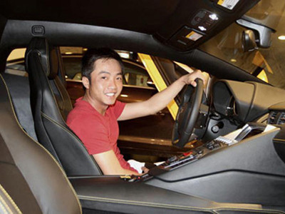 Cường Đô la trên siêu xe giá hơn 1 triệu USD