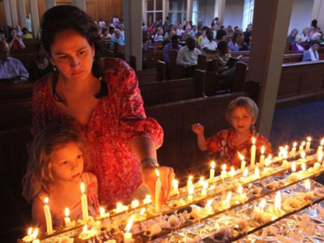 Người dân Nam Phi cầu nguyện cho ông Mandela