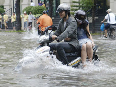 Hà Nội còn trên 20 điểm úng ngập