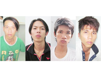 Cướp cả vải tặng người yêu… may áo