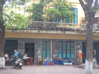 Đại gia vung tiền 'gom' biệt thự