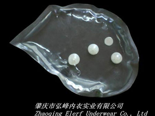 Các công ty Trung Quốc tiết lộ 'chất lạ' trong áo ngực