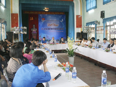 Đối thoại thanh niên công nhân