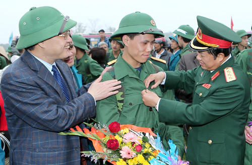 Phố Hiến ngày hội tòng quân