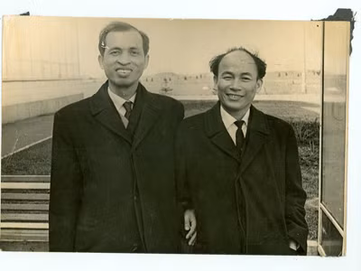 Đi tìm con người Hoàng Trung Thông