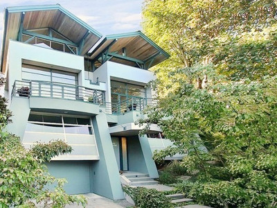 Nhà kiến trúc 'hai trong một' triệu USD