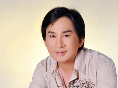 Vụ Kim Tử Long bị tạm giữ: Tiền từ sòng bạc rơi trắng sông